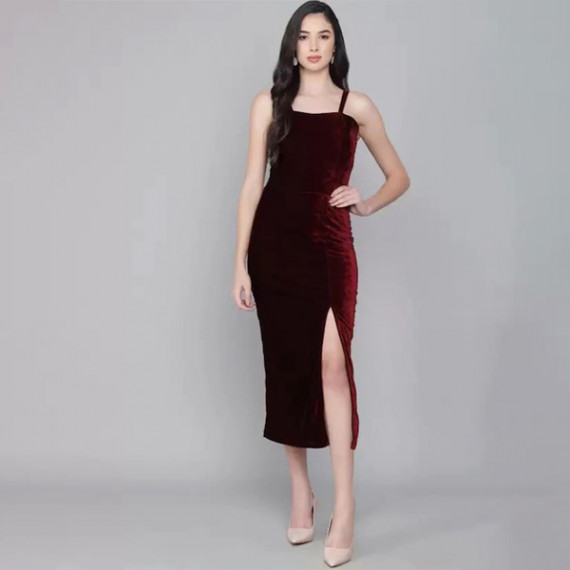 https://megashoppin.com/products/maroon-velvet-sheath-midi-dress