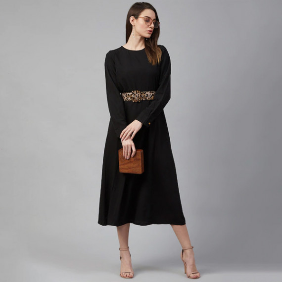 https://megashoppin.com/products/black-pleated-maxi-dress