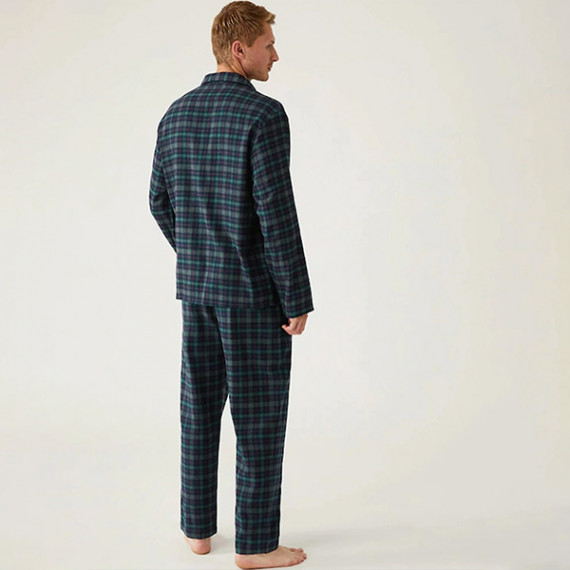 https://megashoppin.com/products/men-green-blue-checked-night-suit